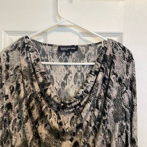 Jones New York  snake print EUC.  Long sleeve.